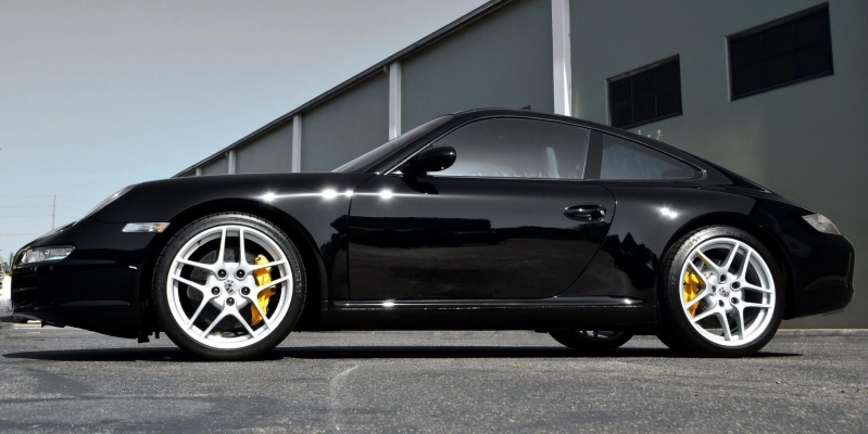Black Porsche Desat